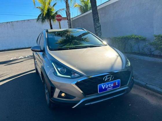 HYUNDAI HB20X 1.6 16V FLEX DIAMOND AUTOMÁTICO HYUNDAI HB20X 1.6 16V FLEX DIAMOND AUTOMÁTICO